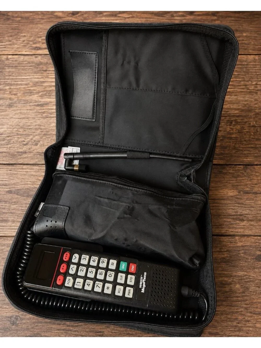 Vintage Motorola US West MegaPhone 3W Cellular Bag Phone Complete Kit Case